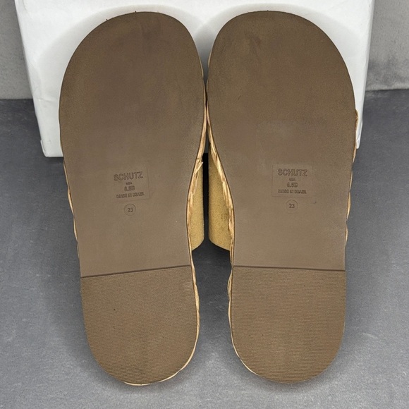 🔥🔥🔥SCHUTZ Tan Slide Sandals with Gold Accent Size: 6.5B🔥🔥🔥 - Picture 5 of 10